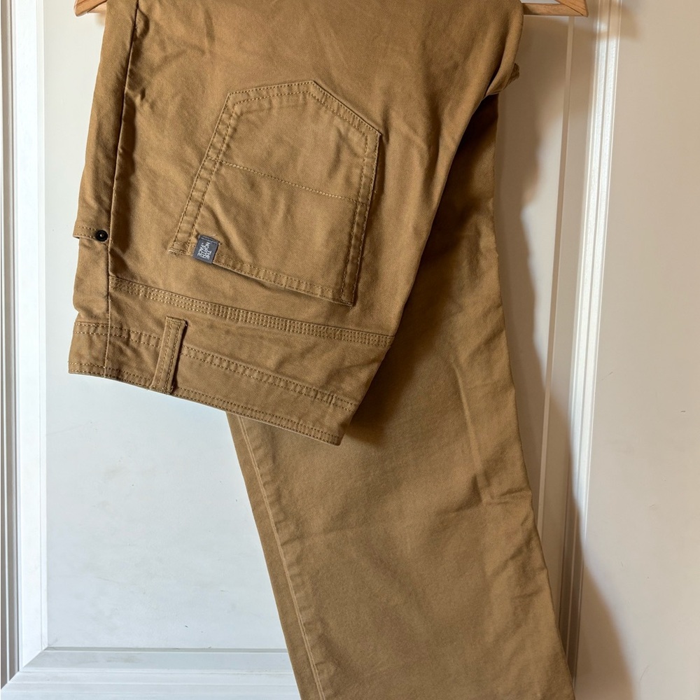 The north face khaki pants ‘hard to find’ sz 34